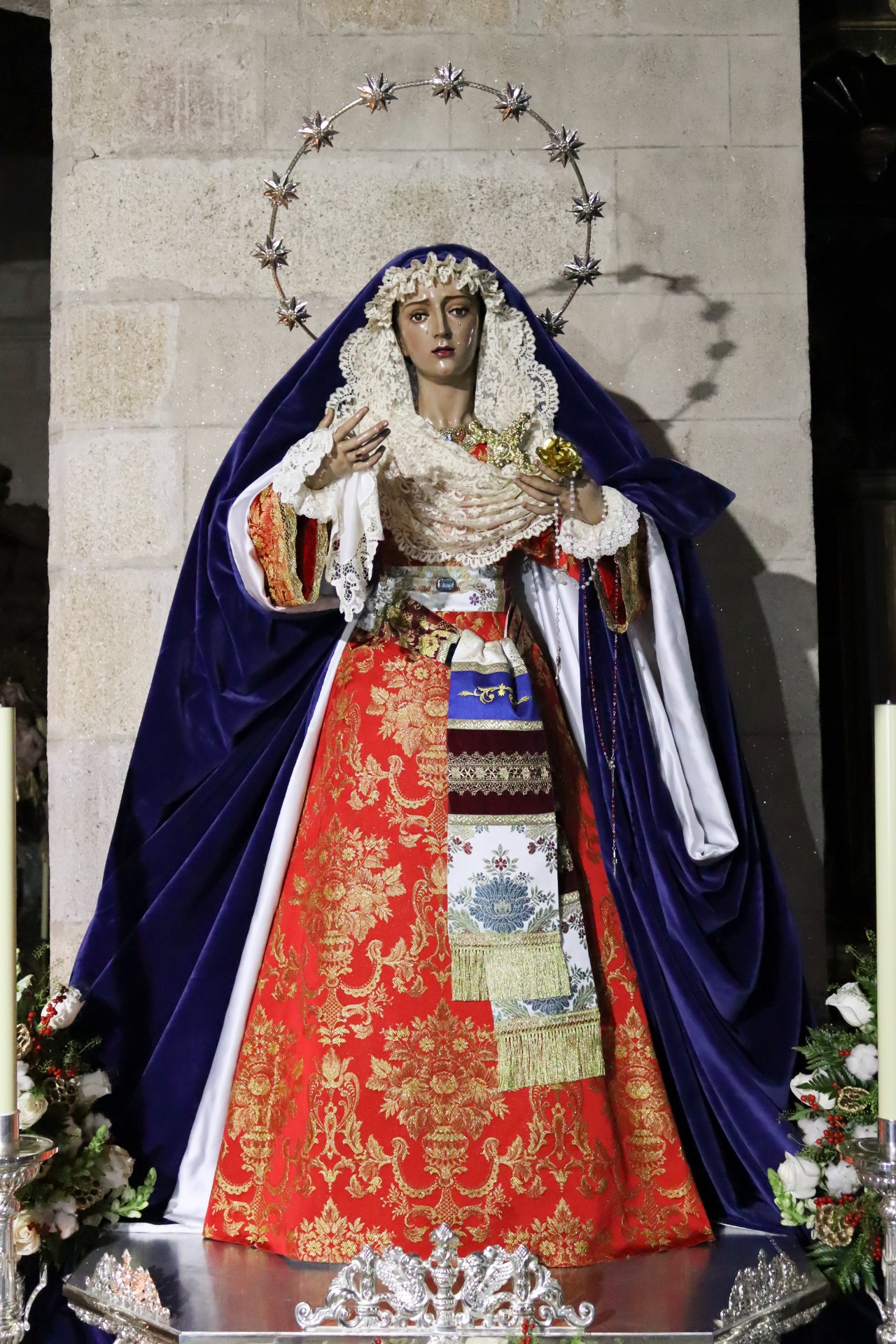 Saya roja. Foto Pedro Luis García Gómez