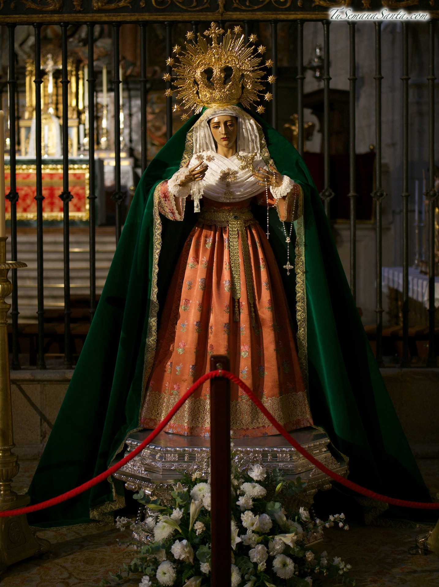 Saya del confinamiento. Foto TuSemanaSanta.com