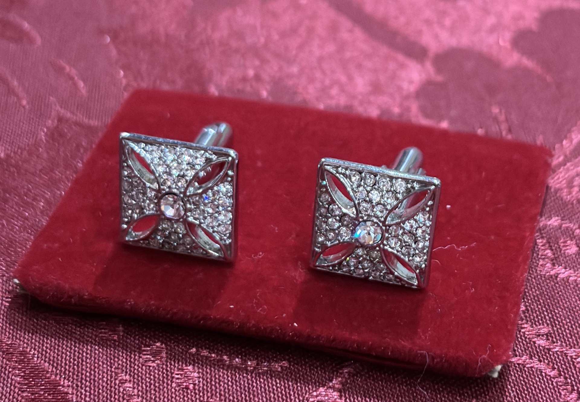 Gemelos de oro blanco y brillantes